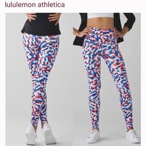 Lululemon size 2 full length Yoga Pant Hi-Rise Capoeira Multi confetti legging